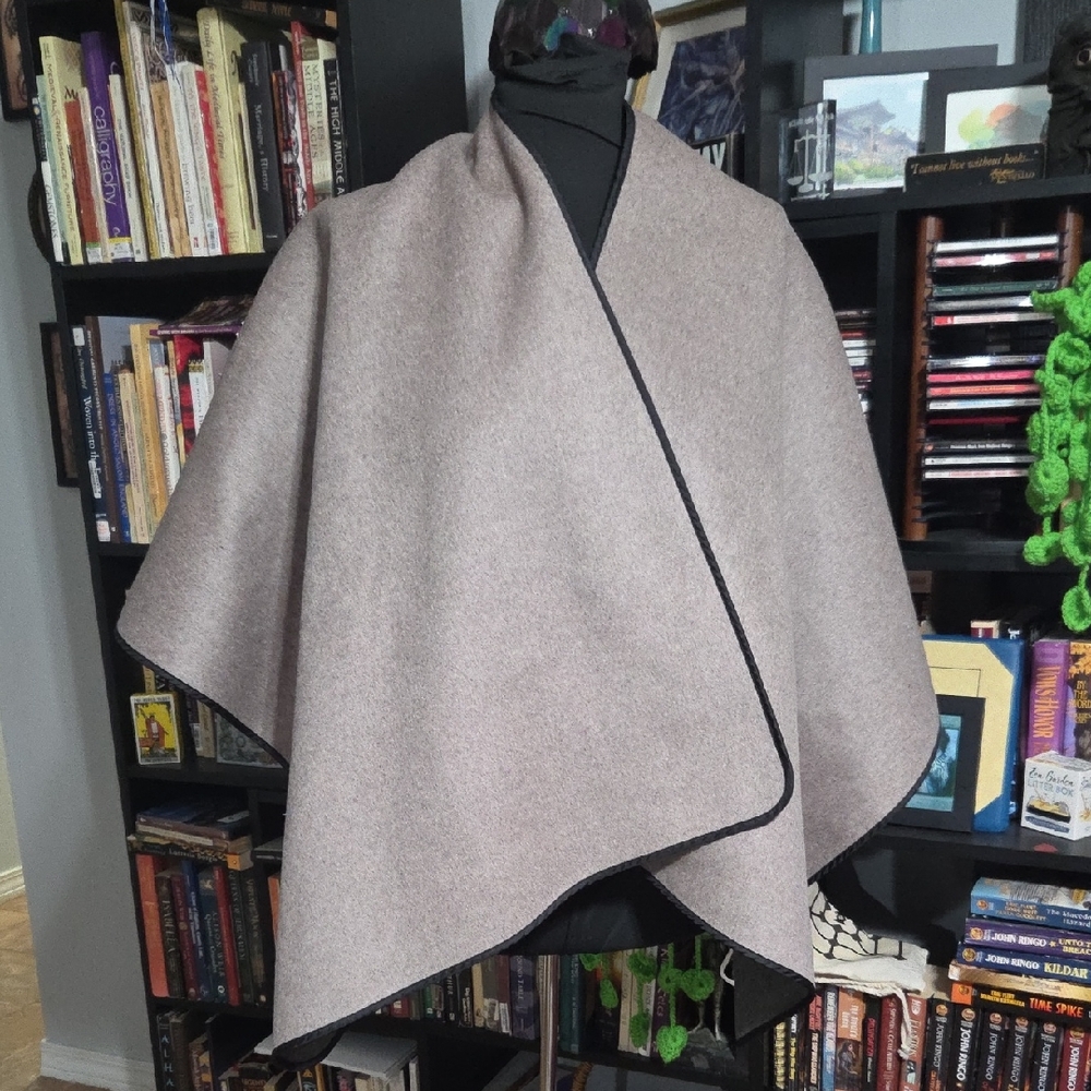 Cashmere Reversible Poncho